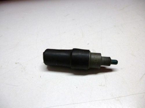 Contacteur de frein arriere MBK BOOSTER 12 POUCES 50 05-13