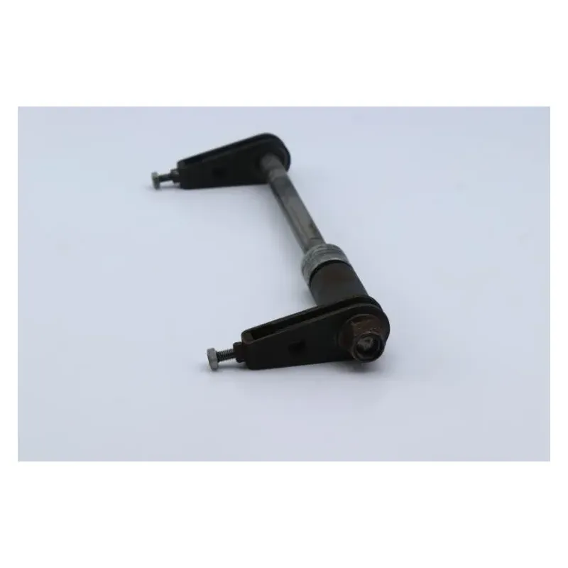 Axe de roue arriere HONDA CB 125 TWIN 1982 - 1988
