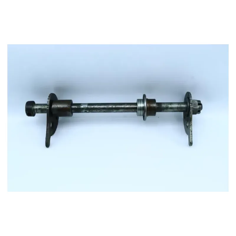 Axe de roue arriere YAMAHA DTF 125 1977 - 1991