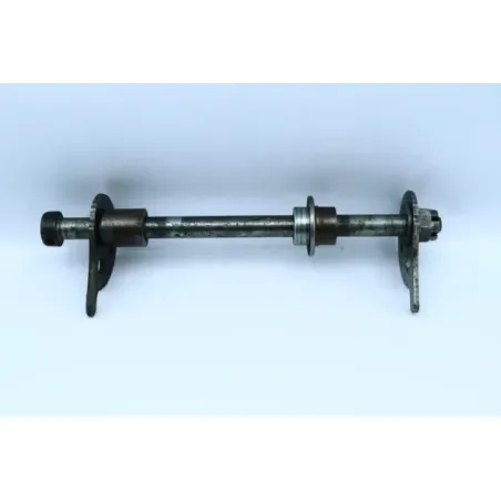 Axe de roue arriere YAMAHA DTF 125 1977 - 1991
