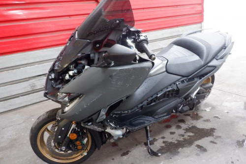 YAMAHA 560 TMAX