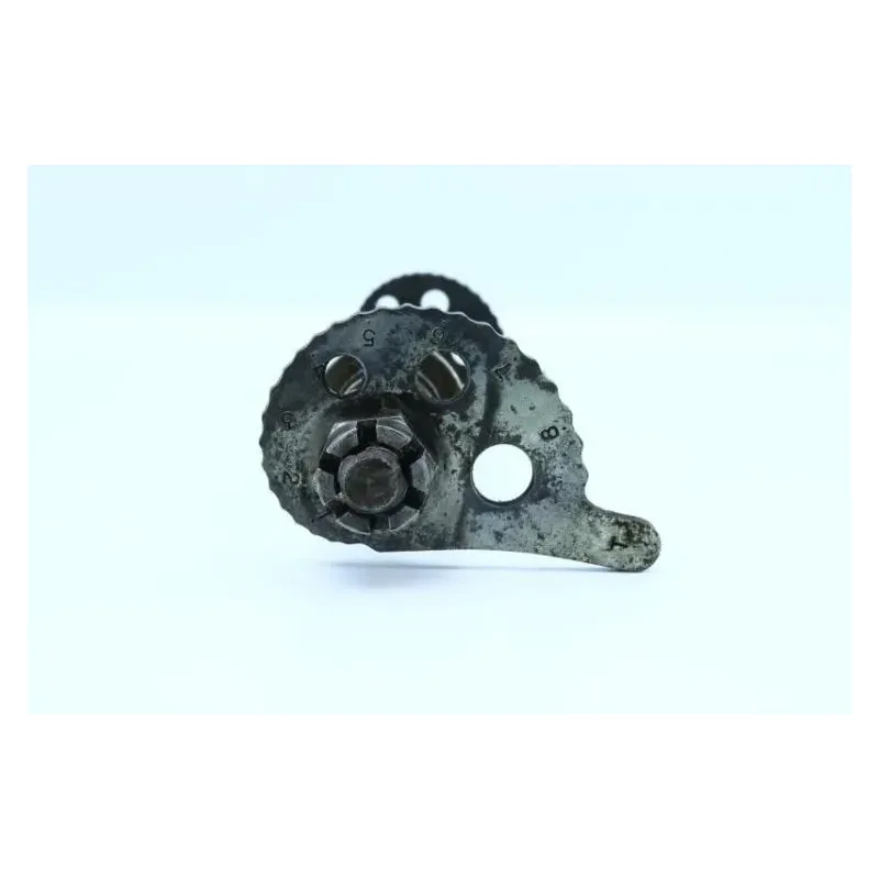 Axe de roue arriere YAMAHA DTF 125 1977 - 1991