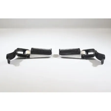 Repose pieds arriere droit YAMAHA YPR 125 XMAX 2006 - 2009