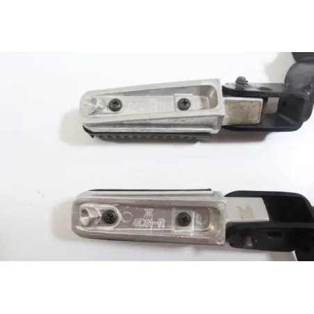 Repose pieds arriere droit YAMAHA YPR 125 XMAX 2006 - 2009