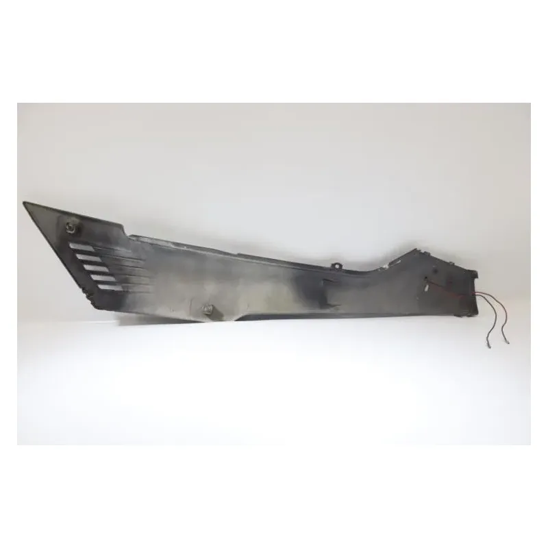 Demi flanc selle droit YAMAHA FZ 750 1986 - 1994