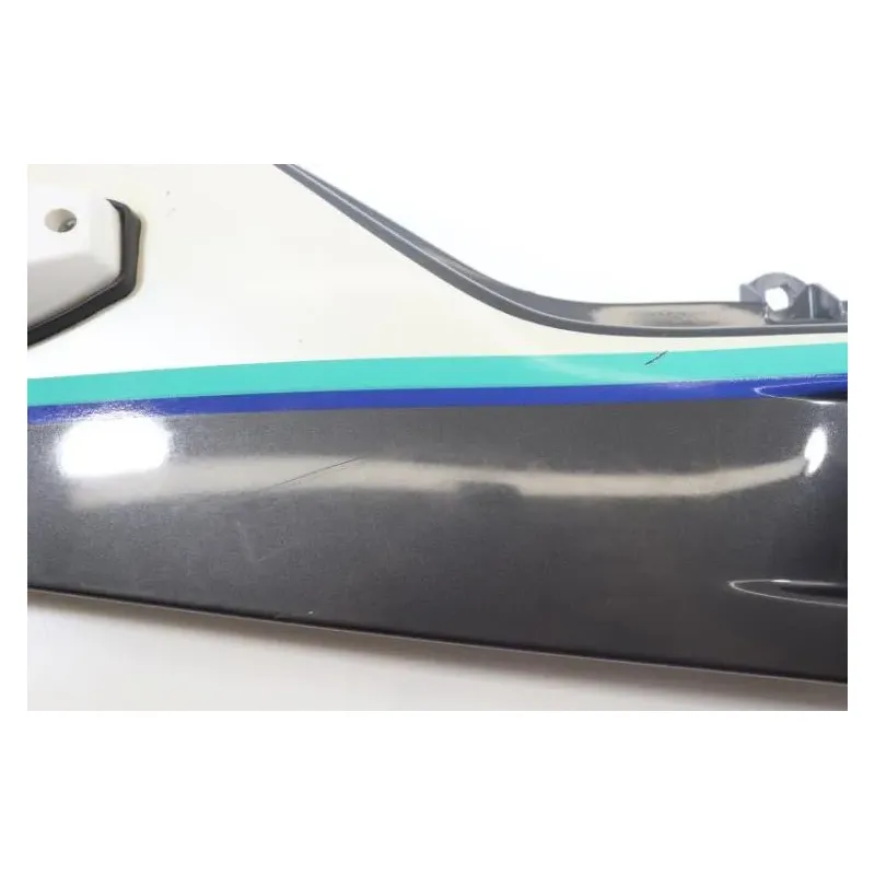 Demi flanc selle droit YAMAHA FZ 750 1986 - 1994