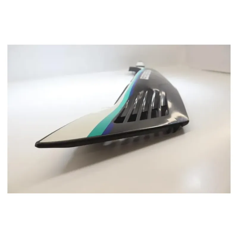 Demi flanc selle gauche YAMAHA FZ 750 1986 - 1994