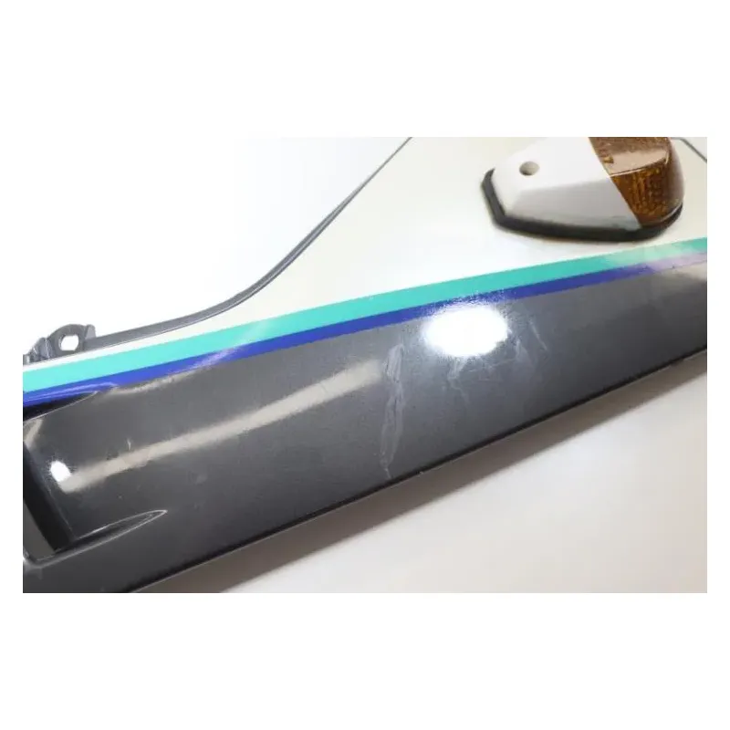 Demi flanc selle gauche YAMAHA FZ 750 1986 - 1994