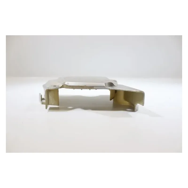 Carter cache pignon sortie de boite YAMAHA YBR 125 2005 - 2006