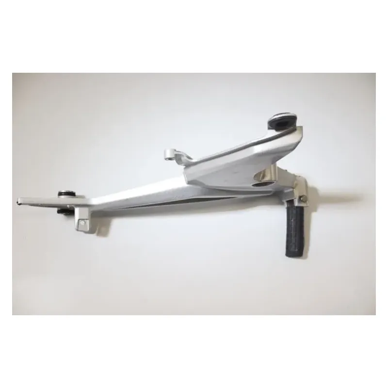 Platine avant droite HONDA CBF 125 2015 - 2016