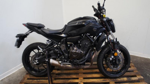 YAMAHA MT-07 700