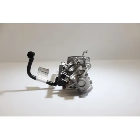 Rampe d'injection MV AGUSTA BRUTALE 800 2013 - 2015