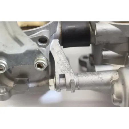 Rampe d'injection MV AGUSTA BRUTALE 800 2013 - 2015