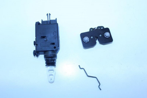 Serrure de coffre PEUGEOT 125 SATELIS 2006 - 2007