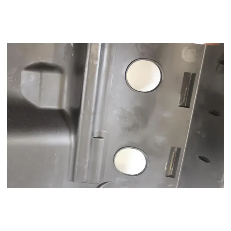 Passage de roue SUZUKI UH 650 BURGMAN 2007 - 2013