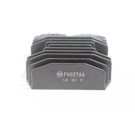 Regulateur charge batterie YAMAHA MT07 700 2021 - 2024