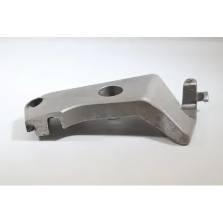 Support moteur droit HONDA CB 600 F HORNET 1998 - 2002