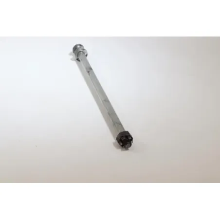 Axe de roue arriere HONDA CM 125 1982 - 2000