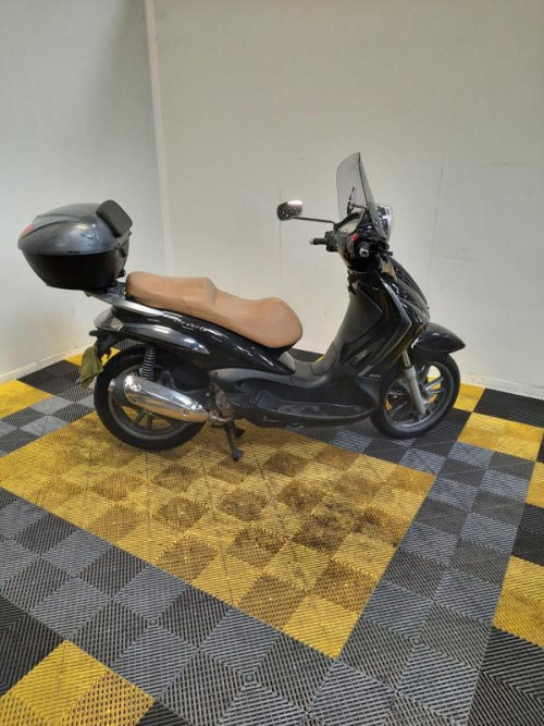 PIAGGIO BEVERLY 300