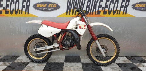 YAMAHA YZ 125