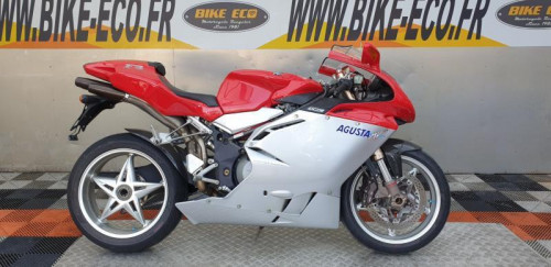 MV AGUSTA 750 F4