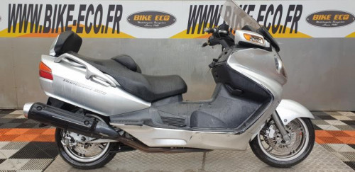 SUZUKI BURGMAN 650 AN GENUINE
