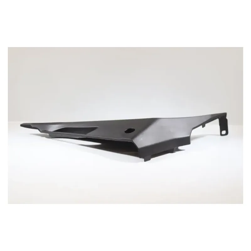 Habillage de cadre droit YAMAHA YZF 125 R 2014 - 2018