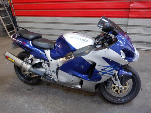 SUZUKI 1300 HAYABUSA