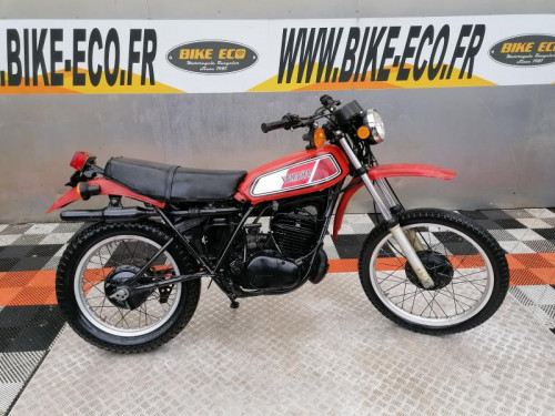 YAMAHA DT 250