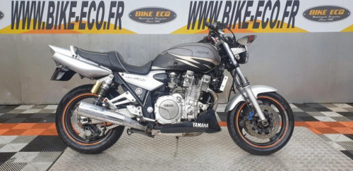YAMAHA XJR 1300