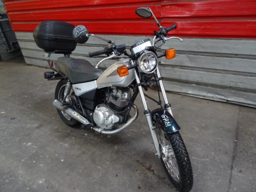 YAMAHA 125 SR