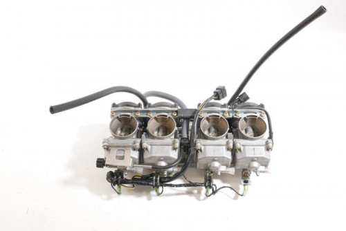 Rampe de carburateur KAWASAKI ZR7 1999 - 2004