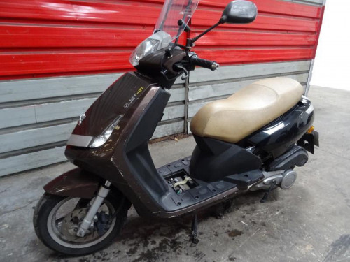 PEUGEOT 125 VIVACITY