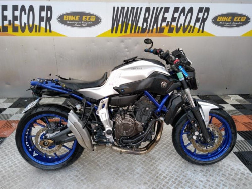 YAMAHA MT 07 700