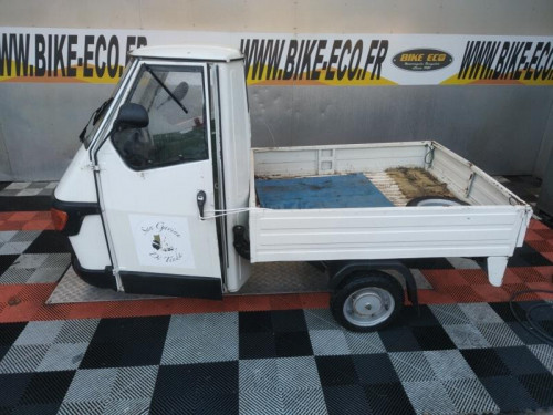 PIAGGIO APE 50 TRIPORTEUR