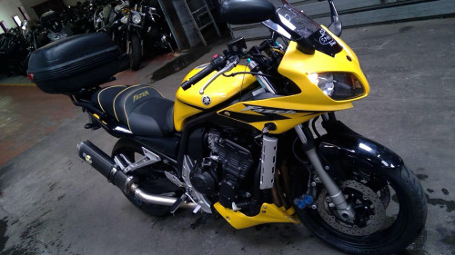 YAMAHA 1000 FAZER