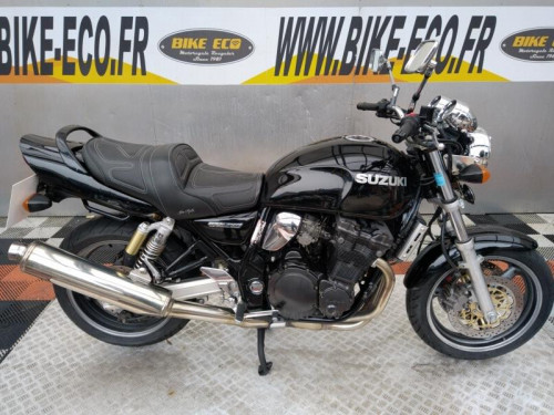 SUZUKI GSX 750 INAZUMA