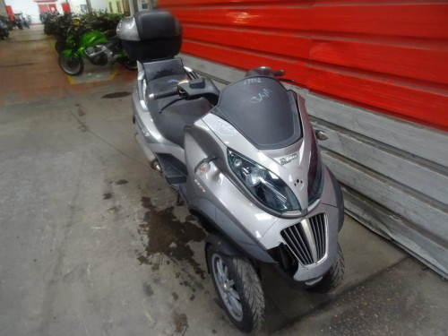 PIAGGIO 250 MP3