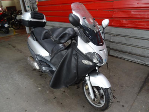 PIAGGIO 500 X9
