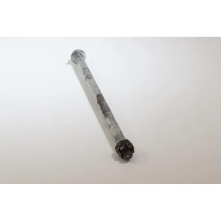Axe de roue arriere YAMAHA XV 125 VIRAGO 1996 - 2003