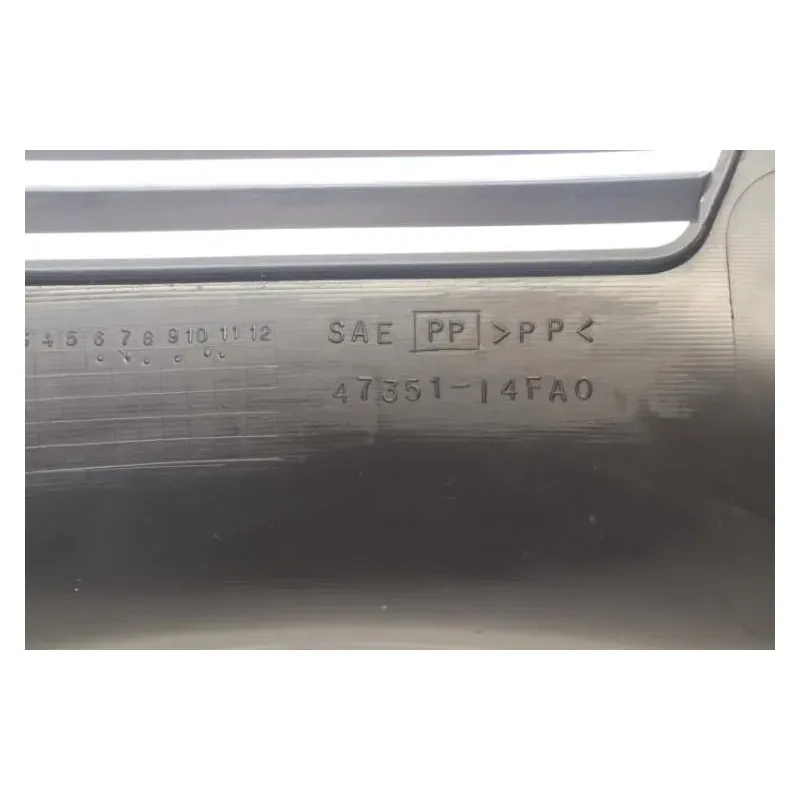Cache carenage centrale marche pieds plancher SUZUKI UH 400 BURGMAN 1999 - 2002