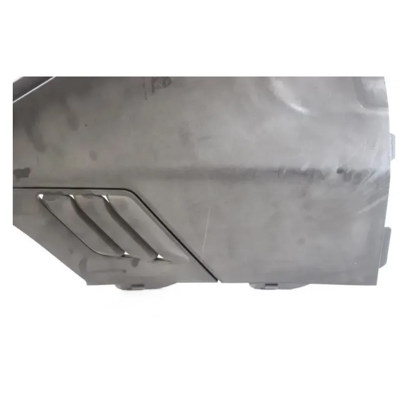 Cache carenage centrale marche pieds plancher SUZUKI UH 400 BURGMAN 1999 - 2002