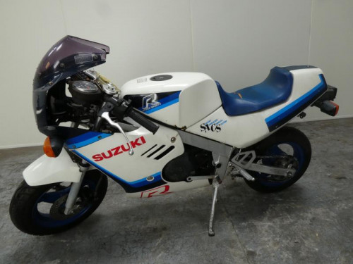 SUZUKI 50 GSXR