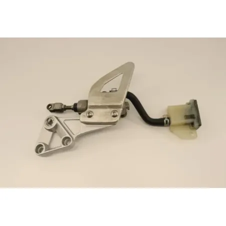 Platine avant droite SUZUKI GSXR 600 1998 - 2000
