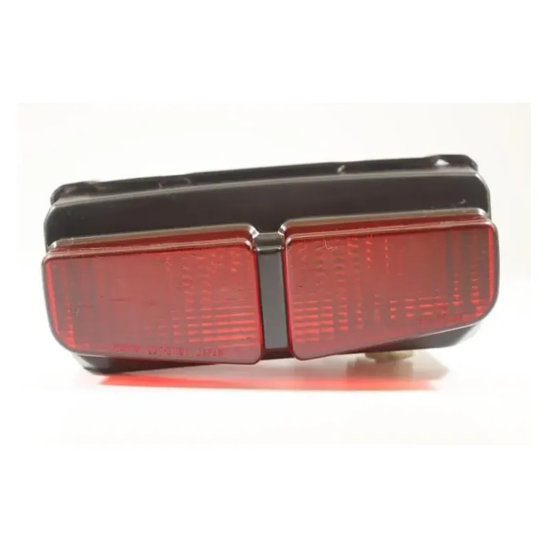 Feu arriere YAMAHA FZS 600 FAZER 1998 - 2001