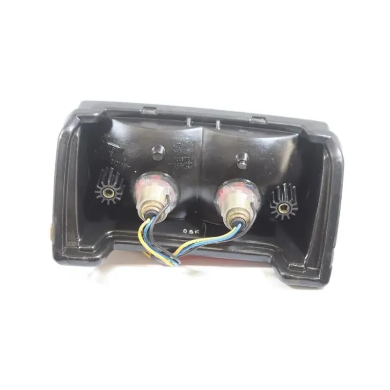 Feu arriere YAMAHA FZS 600 FAZER 1998 - 2001
