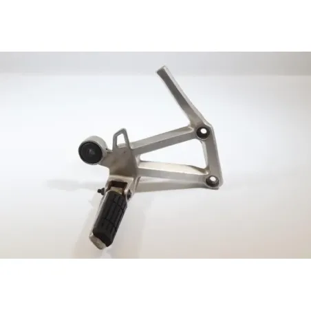 Platine arriere droite YAMAHA FZS 600 FAZER 1998 - 2001