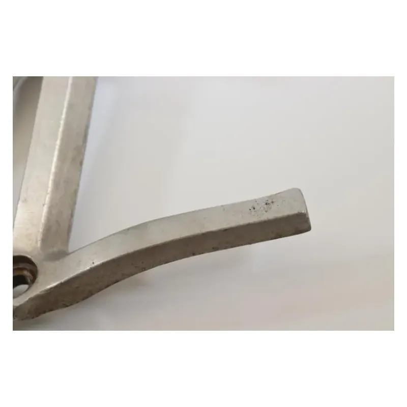Platine arriere droite YAMAHA FZS 600 FAZER 1998 - 2001