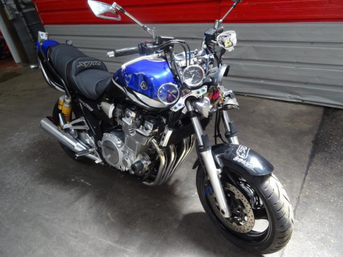 YAMAHA 1300 XJR