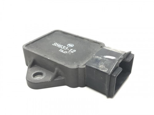 Regulateur charge batterie HONDA CB F 600 1998-1999 HORNET